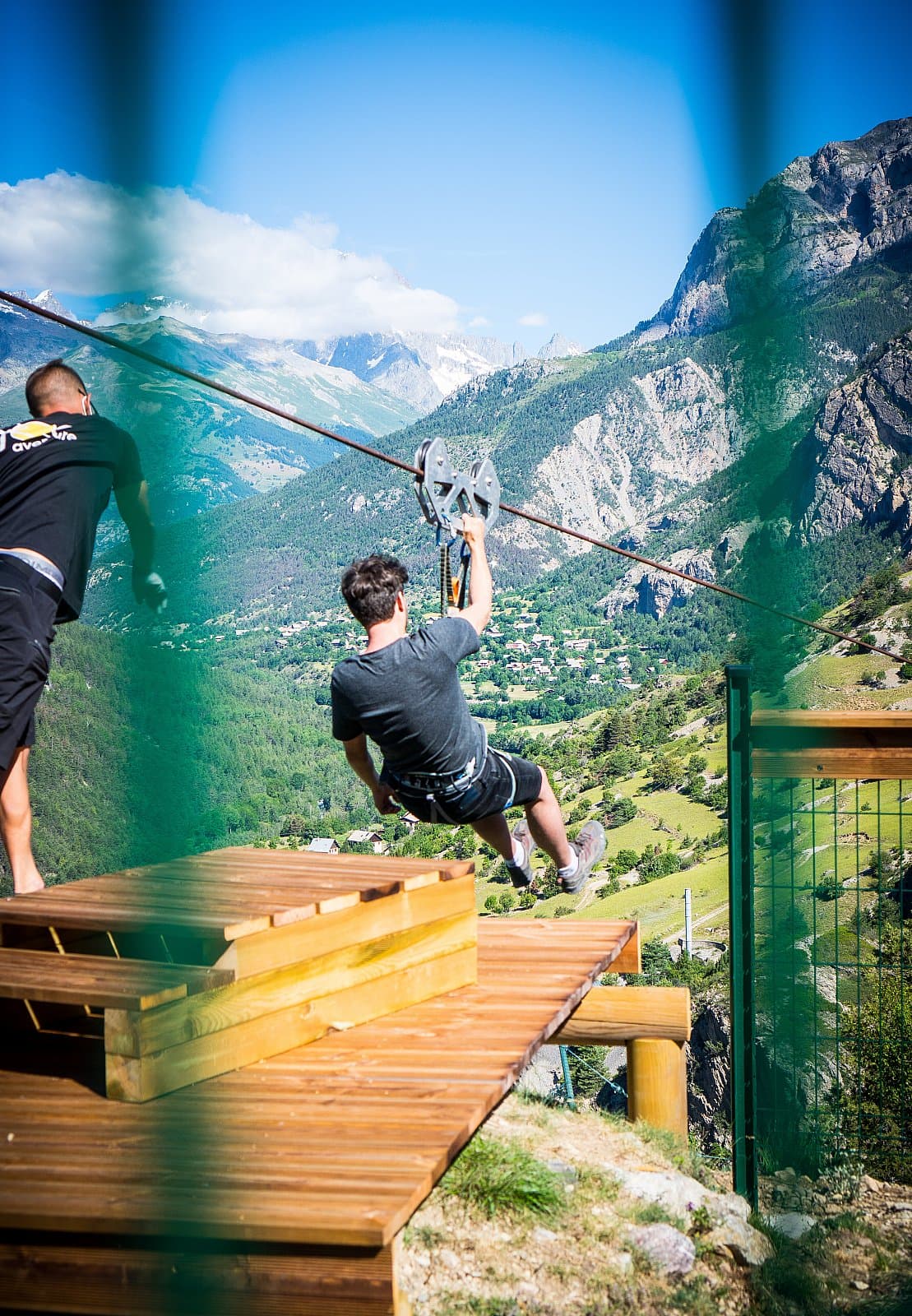 Construction via ferrata